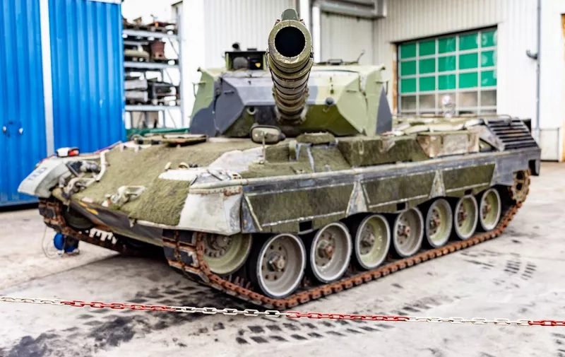 A "Leopard 1 A5" combat tank that is ready for delivery stands on the grounds of the military technology company FFG (Flensburger Fahrzeugbau Gesellschaft) in Flensburg, northern Germany, on June 20, 2023. (Photo by Axel Heimken / AFP)
