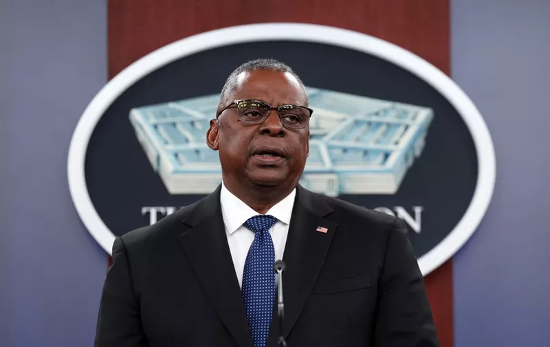 ARLINGTON, VIRGINIA - OCTOBER 27: U.S. Secretary of Defense Lloyd Austin holds a media briefing at the Pentagon on October 27, 2022 in Arlington, Virginia. Austin outlined the 2022 National Defense Strategy and spoke about Russian and Chinese aggression.   Kevin Dietsch/Getty Images/AFP (Photo by Kevin Dietsch / GETTY IMAGES NORTH AMERICA / Getty Images via AFP)