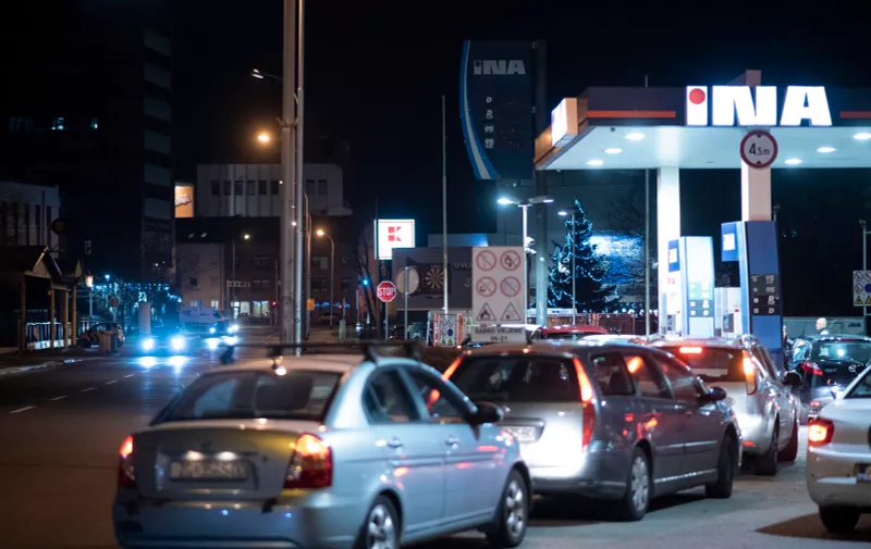 2.1.2023., Zagreb - Od sutra nove cijene benzina, cijene razlicite na raznim benzinskim postajama. Photo: Neva Zganec/PIXSELL