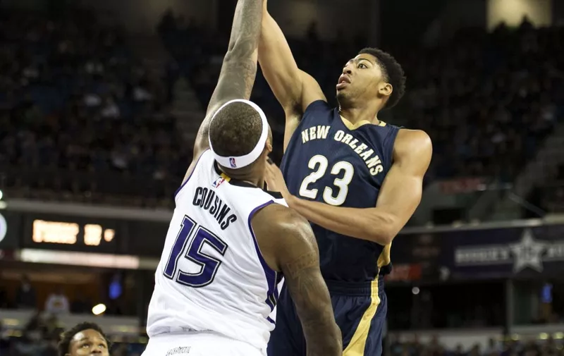 Nov. 18, 2014 &#8211; Sacramento, California, USA &#8211; New Orleans Pelicans forward Anthony Davis (23) scores over Sacramento Kings center DeMarcus Cousins (15) in the first quarter between the Sacramento Kings and New Orleans Pelicans on Tuesday night, November 18, 2014 at Sleep Train Arena., Image: 232185605, License: Rights-managed, Restrictions: * USA Tabloid Rights OUT [&hellip;]