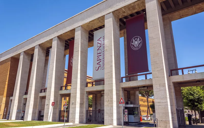 Pročelje zgrade Sveučilišta La Sapienza u Rimu