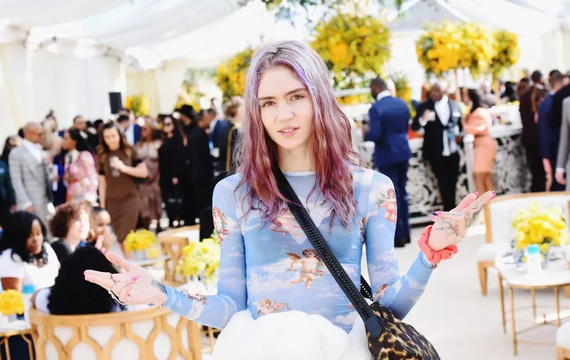 LOS ANGELES, CA - FEBRUARY 09: Grimes attends 2019 Roc Nation THE BRUNCH on February 9, 2019 in Los Angeles, California.   Vivien Killilea/Getty Images for Roc Nation /AFP (Photo by Vivien Killilea / GETTY IMAGES NORTH AMERICA / Getty Images via AFP)