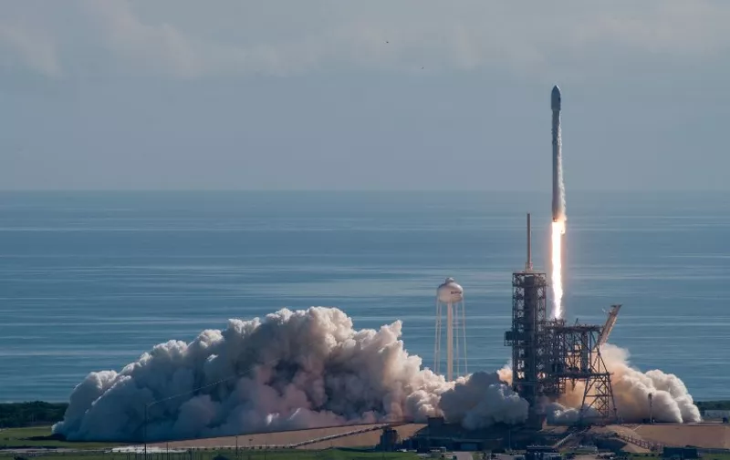 This image obtained from SpaceX shows a Falcon 9 rocket carrying the unmanned X-37B drone lifting off at 10:00 am (1400 GMT) from NASA's Kennedy Space Center on September 7, 2017.
This was SpaceX's second mission for the Pentagon this year following a secret satellite launch in May and the private company's first launch of the X-37B, a secret US Air Force space plane. / AFP PHOTO / SPACEX / HO / RESTRICTED TO EDITORIAL USE - MANDATORY CREDIT "AFP PHOTO / SPACEX" - NO MARKETING NO ADVERTISING CAMPAIGNS - DISTRIBUTED AS A SERVICE TO CLIENTS