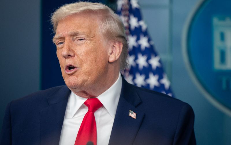 Trump predložio Kevina Warsha za čelnika središnje banke SAD-a | Telegram.hr