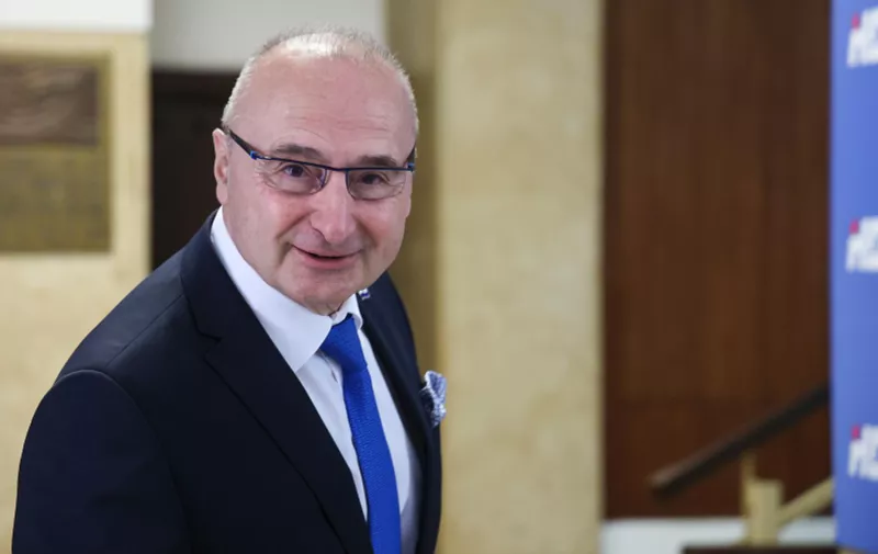 27.05.2025., Zagreb -  Dolazak clanova predsjednistva na zajednicku sjednicu Predsjednistva i Nacionalnog odbora HDZ-a. Gordan Grlic Radman Photo: Sanjin Strukic/PIXSELL