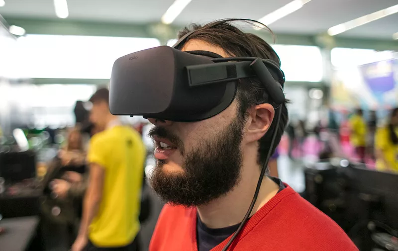 Iako VR u hardverskom pogledu nije u fokusu ove godine, na sajmu se nalazi 100 uređaja za virtualnu stvarnost