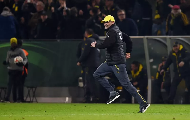Dortmund&#8217;s head coach Juergen Klopp reacts after the German Football Cup DFB Pokal quarter-final match between Borussia Dortmund and 1899 Hoffenheim in Dortmund, western Germany, on April 7, 2015. Dortmund wins 3-2. AFP PHOTO / DFB RULES PROHIBIT USE IN MMS SERVICES VIA HANDHELD DEVICES UNTIL TWO HOURS AFTER A MATCH AND ANY USAGE ON [&hellip;]